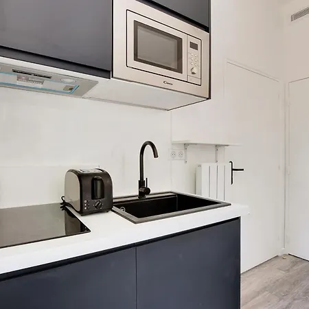Cmg Poissonniers Apartment