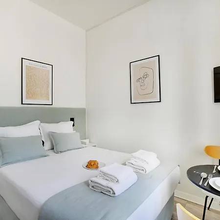 Cmg Poissonniers Apartment